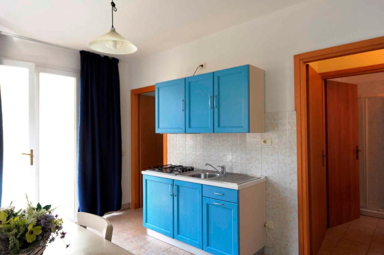 Camping Bella Italia In Peschiera Del Garda - Gardasee Apartment Bagian luar foto
